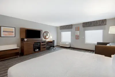 Photo 3 - Hampton Inn & Suites Dayton-Vandalia