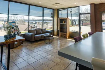 Photo 2 - Gadsden Inn and Suites