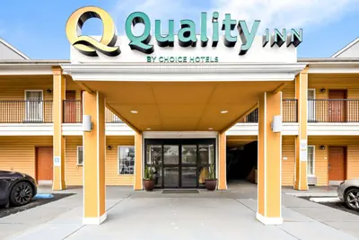 Photo 3 - Quality Inn Decatur River City