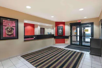 Photo 4 - Extended Stay America Select Suites - Peoria - North