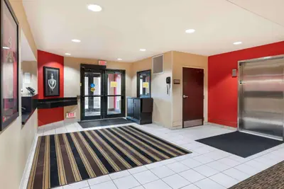 Photo 5 - Extended Stay America Select Suites - Peoria - North