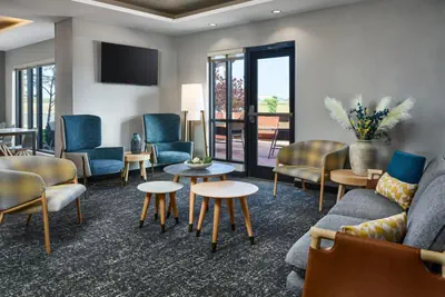 Photo 4 - TownePlace Suites by Marriott Garden City