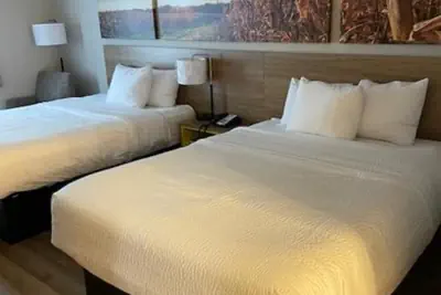 Photo 4 - Days Inn by Wyndham Ames