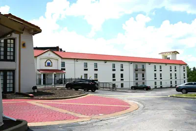 Photo 5 - Motel 6-Hazelwood, MO