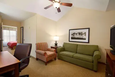 Photo 3 - Baymont Inn & Suites by Wyndham Morrow - Atlanta I-75 South