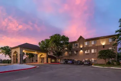 Photo 5 - Comfort Suites Omaha East-Council Bluffs