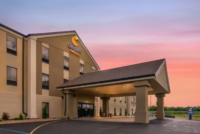 Photo 3 - Comfort Suites - Jefferson City
