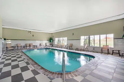Photo 4 - Best Western Morton Inn