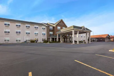 Photo 2 - Country Inn & Suites by Radisson, Marion, IL