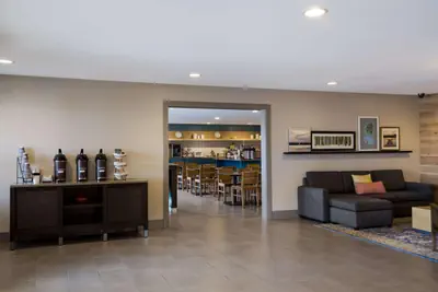Photo 5 - Country Inn & Suites by Radisson, Marion, IL