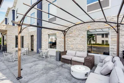 Photo 3 - Best Western Plus Bourbonnais Hotel & Suites