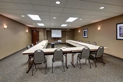 Photo 2 - Drury Plaza Hotel Broadview Wichita