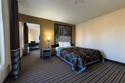 Photo 4 - Super 8 by Wyndham Columbia Clark Lane