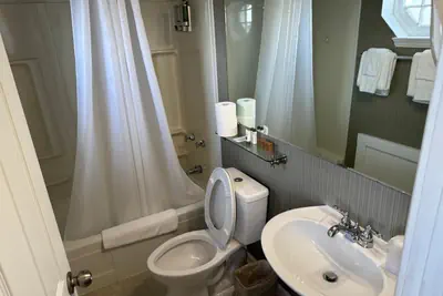 Photo 3 - Island House Historic Vacation Rentals