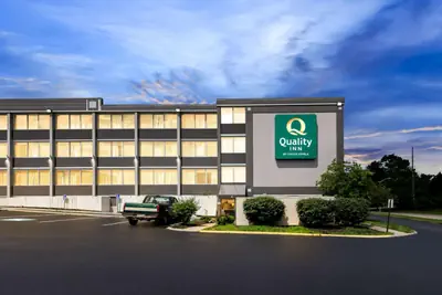 Photo 5 - Quality Inn Dayton Airport