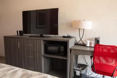 Photo 3 - Americas Best Value Inn Vandalia
