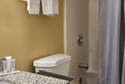 Photo 2 - Budgetel inn & Suites
