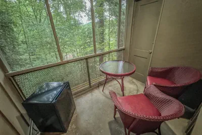 Photo 3 - Hemlock Inn
