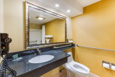 Photo 3 - Best Western Kiva Inn