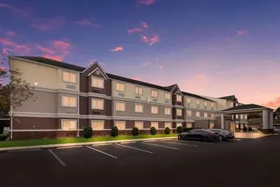 Photo 3 - Baymont by Wyndham Elizabeth City