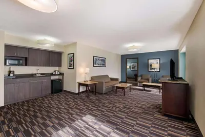 Photo 4 - Baymont by Wyndham Elizabeth City