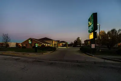 Photo 4 - Quality Inn Carbondale University area