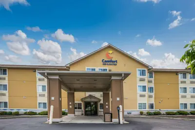 Photo 3 - Comfort Inn & Suites Fairborn near Wright Patterson AFB