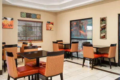 Photo 5 - Ramada by Wyndham Locust Grove