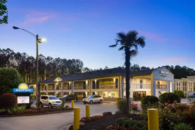 Photo 4 - Days Inn by Wyndham Acworth