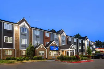 Photo 3 - Microtel Inn by Wyndham Raleigh-Durham Airport