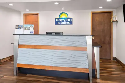 Photo 4 - Days Inn by Wyndham Wauseon