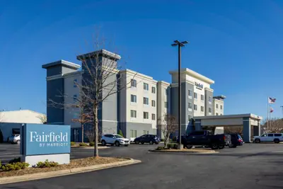 Photo 2 - Fairfield Inn & Suites by Marriott Smithfield
