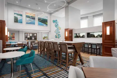 Photo 4 - Hampton Inn & Suites Atlanta-Six Flags