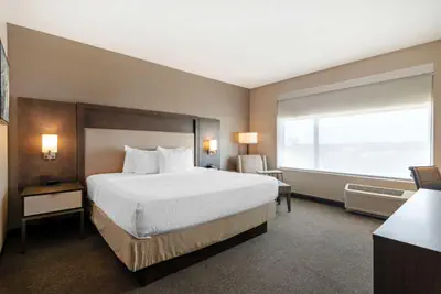 Photo 2 - Best Western Plus Executive Residency Rigby's Water World Hotel
