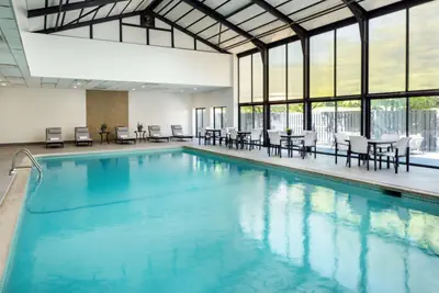 Photo 2 - DoubleTree by Hilton Princeton