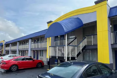 Photo 2 - Days Inn by Wyndham Salina South