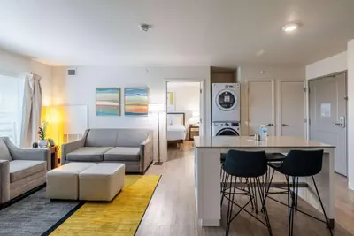 Photo 5 - WaterWalk Extended Stay by Wyndham Wichita