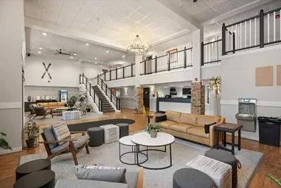 Photo 3 - Hotel Glenwood Springs