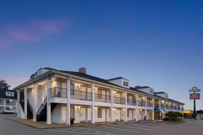 Photo 4 - Days Inn by Wyndham Americus
