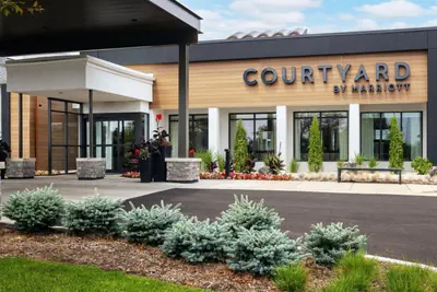 Photo 4 - Courtyard by Marriott Chicago Waukegan / Gurnee