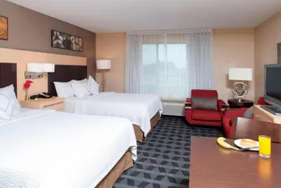Photo 2 - TownePlace Suites Des Moines Urbandale