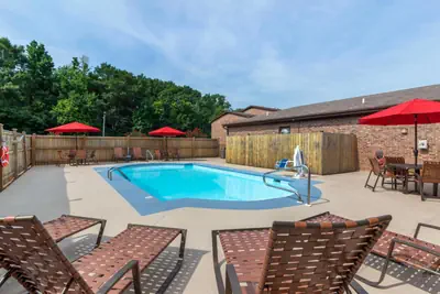 Photo 2 - Best Western Auburn/Opelika Inn