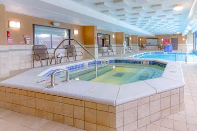 Photo 2 - Heritage Inn & Suites St Louis Fenton, Trademark by Wyndham