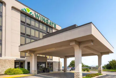 Photo 3 - Wingate by Wyndham St Louis Airport