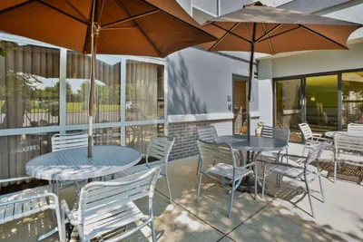 Photo 2 - Hampton Inn Cincinnati Northwest Fairfield