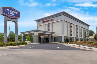 Photo 2 - Hampton Inn Florence Midtown near University of North Alabama
