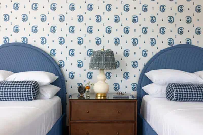 Photo 2 - The George Hotel