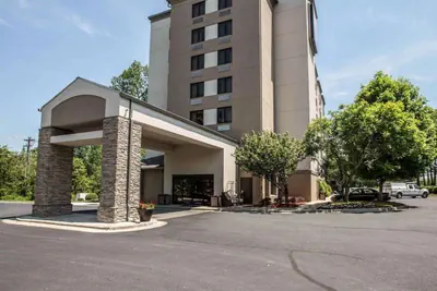 Photo 4 - Sleep Inn Greensboro Airport