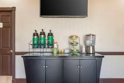 Photo 4 - Quality Inn & Suites Hardeeville - Savannah North