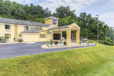 Photo 2 - Sleep Inn Bryson City - Cherokee Area